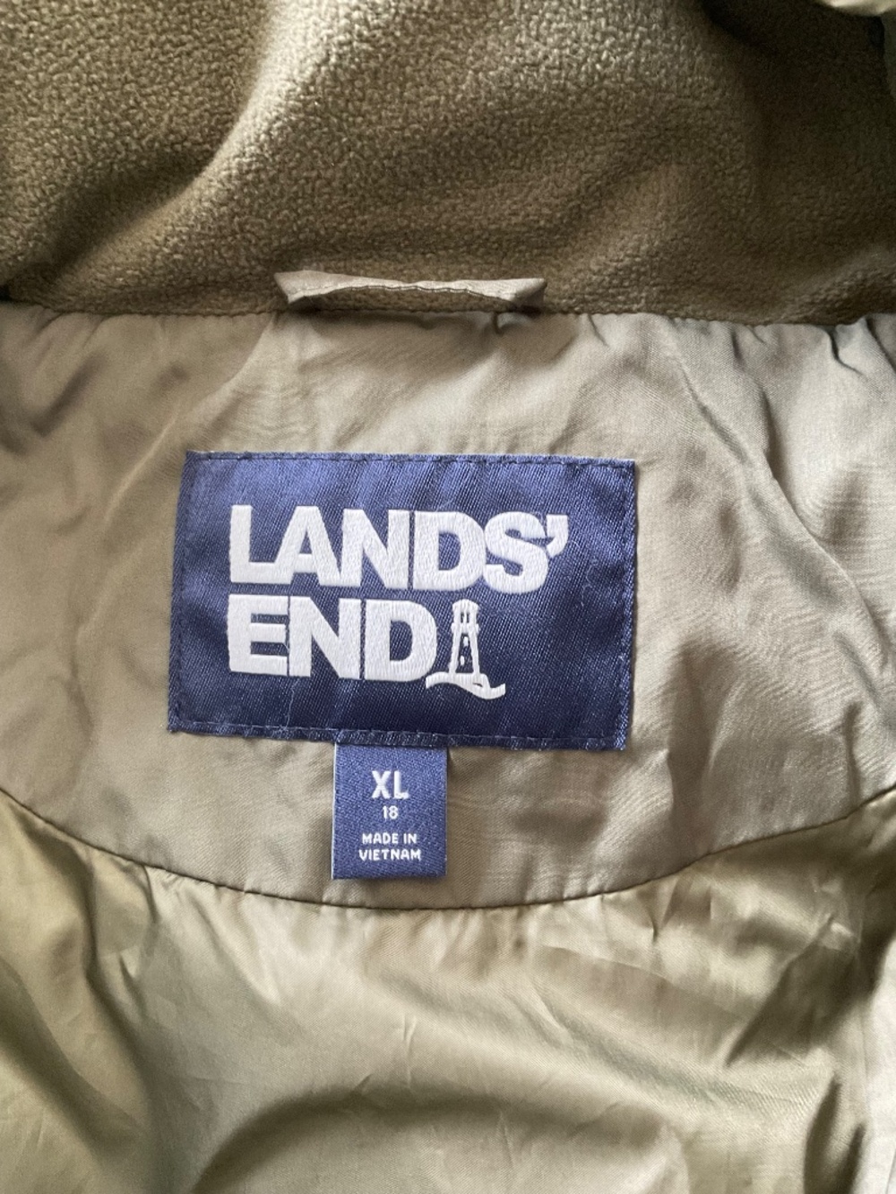 Lands End - Picture 3 of 4